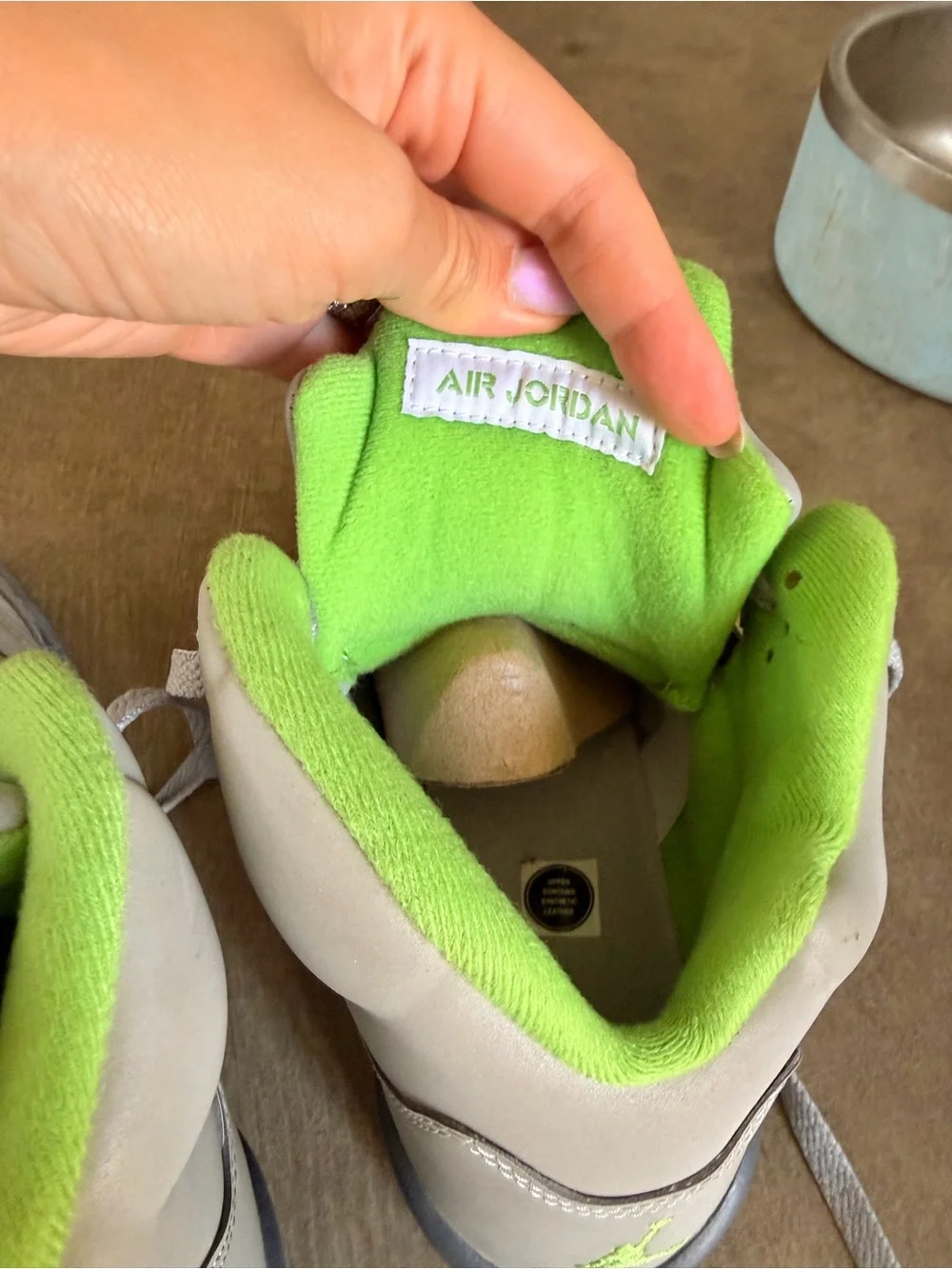 Big kids air jordan Shoe - green bean size 6Y